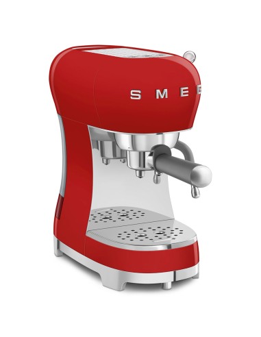 MACCHINE CAFFE' ESPRESSO: vendita online SMEG ECF02RDEU MACCHINA CAFFE'   ESPRESSO ROSSA in offerta