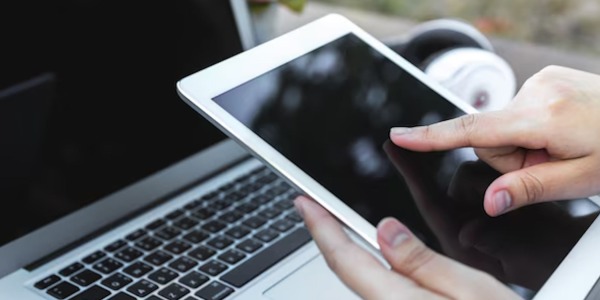 Tablet o notebook? Guida pratica per scegliere il dispositivo giusto